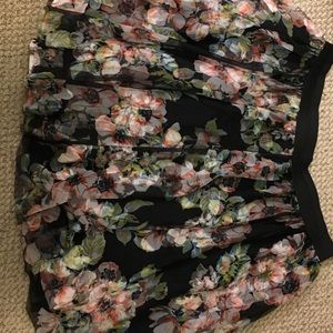 Floral skirt with tulle underskirt